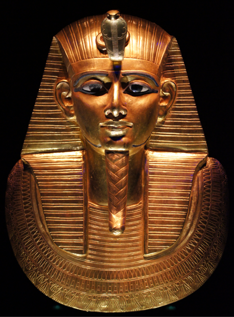 Often referred to as the “Silver Pharaoh,” Psusennes I was buried with magnificent gold and silver funerary objects. These treasures are among the finest examples of ancient Egyptian metalwork.